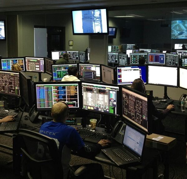 dynamic web engine system